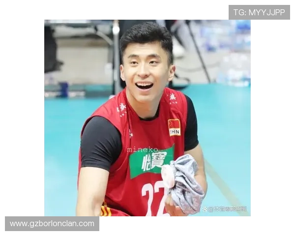 中国男排的足球明星是谁揭开运动员多才多艺的神秘面纱